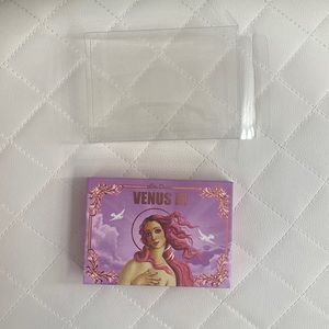 Lime crime Venus 3 eyeshadow pallet